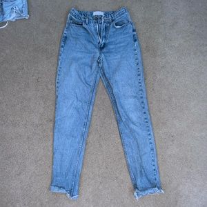 mom jean